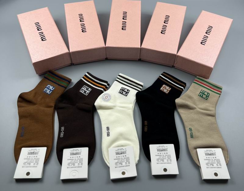 Miumiu socks 04